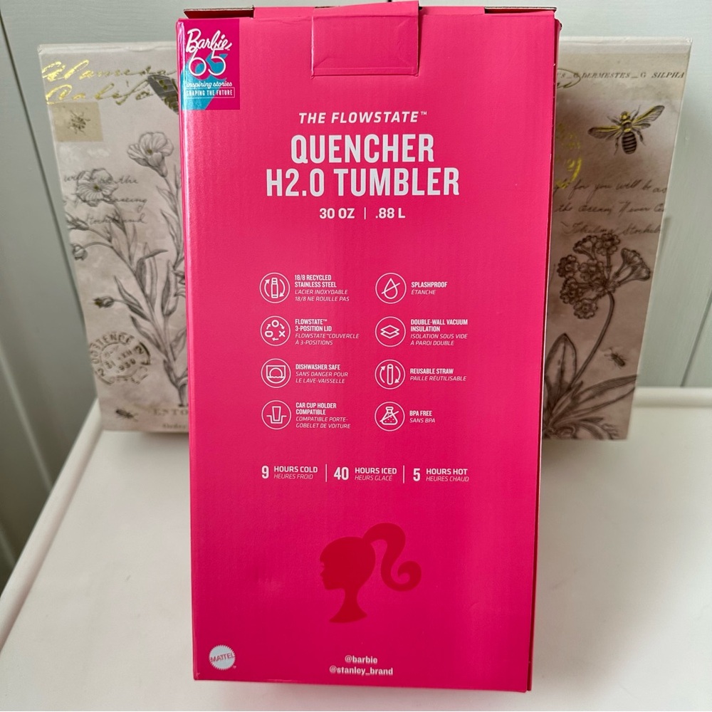 Stanley x Barbie Pink Icon 40oz Quencher Limited Edition Flowstate Tumbler - Picture 8 of 13